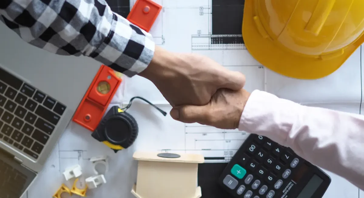 Why Most Contractors Struggle to Get Consistent Leads Online