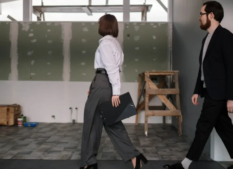 How Walkthrough Preparation Helps Contractors Close More Projects