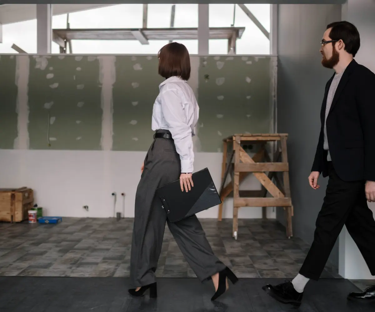 How Walkthrough Preparation Helps Contractors Close More Projects